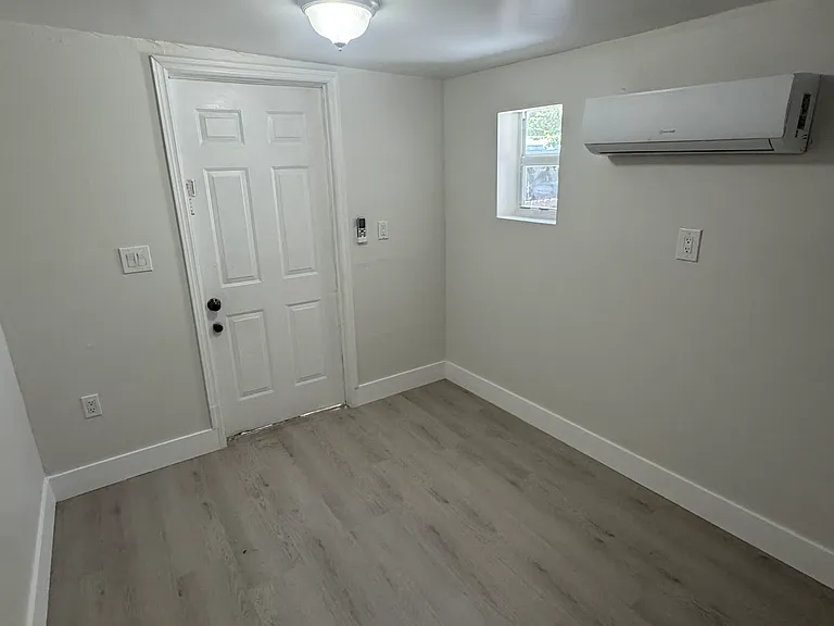 3631 NW 4th St #3 — Photo 5