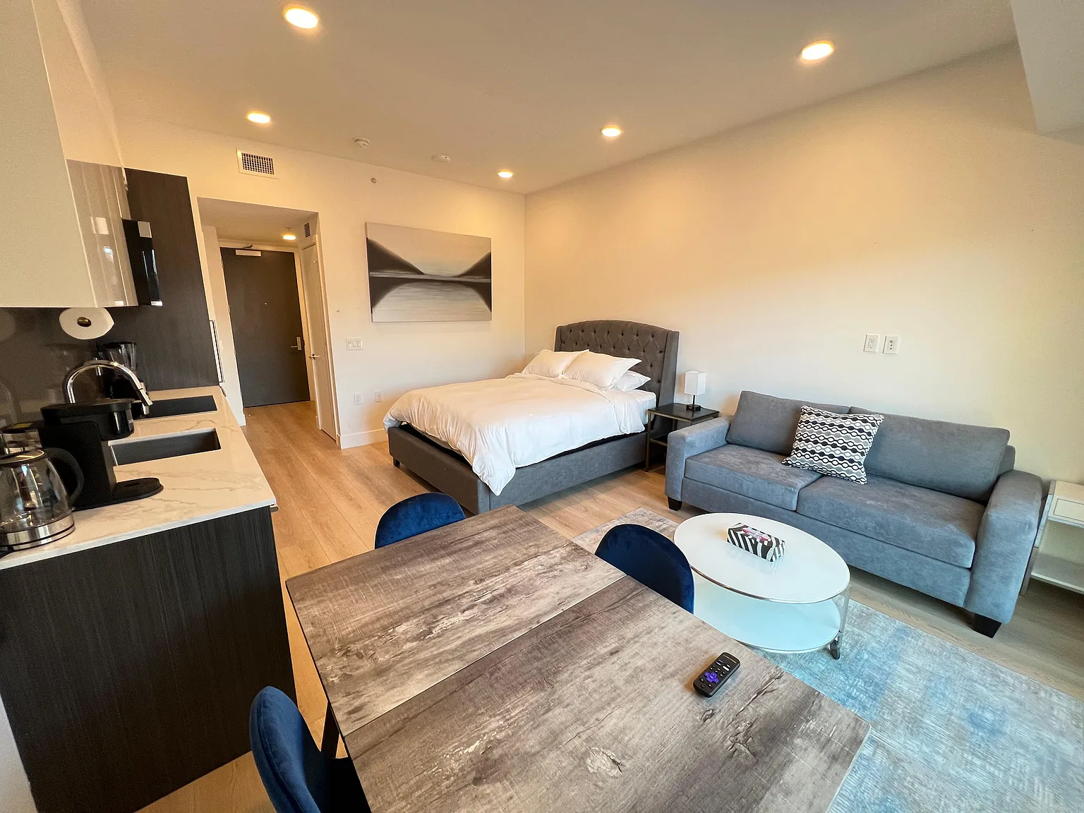 Studio, 428 sqft, $2,295 — Photo 1