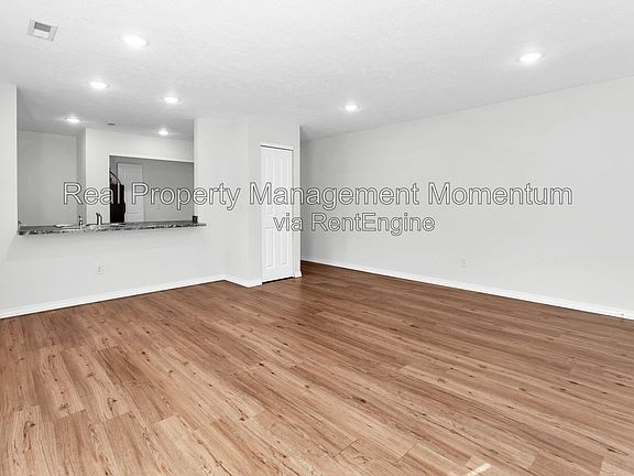 2nd image of 1602 W Scott St #A