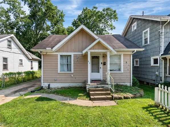 810 18th St NE, Canton, OH 44714