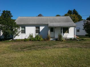 27 Charles St, Corning, NY 14830