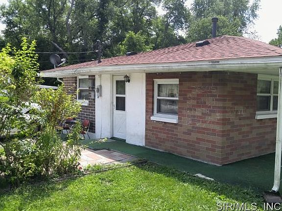 4th image of 7899 Lake Dr