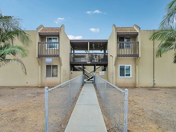 2nd image of 560 Park Way