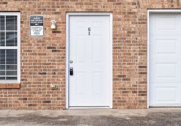 4th image of 535 Lafayette Rd #8