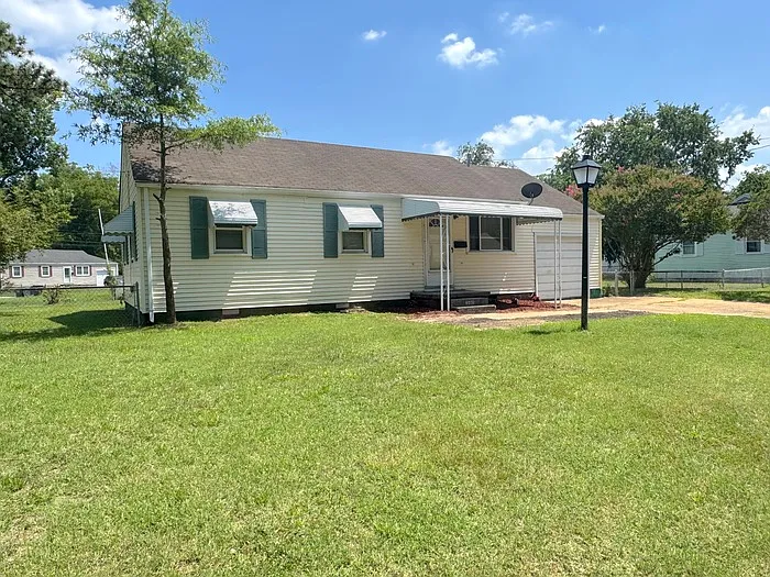 3401 Pamlico Cir — Photo 2