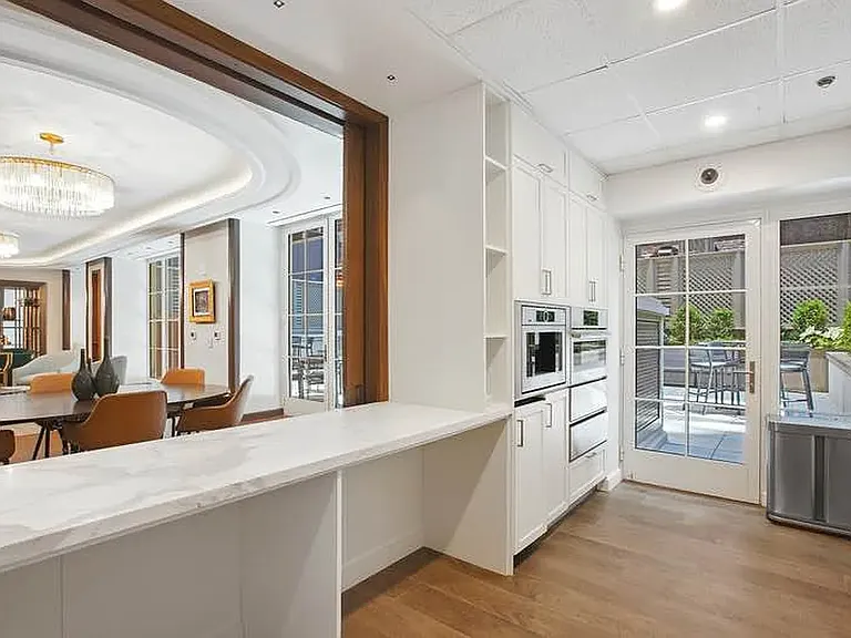 115 E 55th St #11C — Photo 13