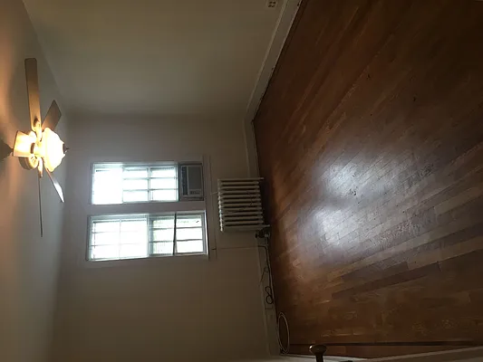 Rented by SRG Real Estate Inc.  | media 8