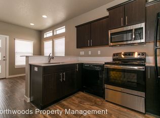 1055 Hatton Ave, Eugene, OR 97404