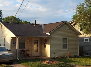 308 W Farmer St, Independence, MO 64050