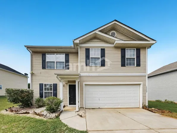10325 Turkey Point Dr, Charlotte, NC 28214