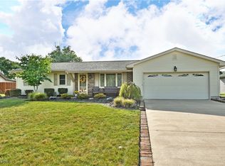 2274 Sprucewood Ct, Youngstown, OH