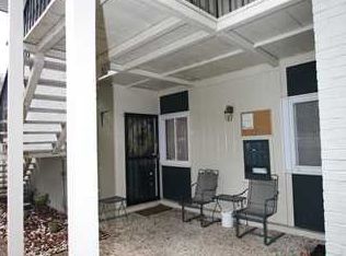 1815 Gardiner Ln #WB19, Louisville, KY 40205