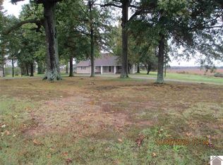 1591 Old Dublin Rd, Mayfield, KY 42066