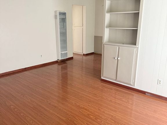 3rd image of 4164 Wabash Ave APT 8