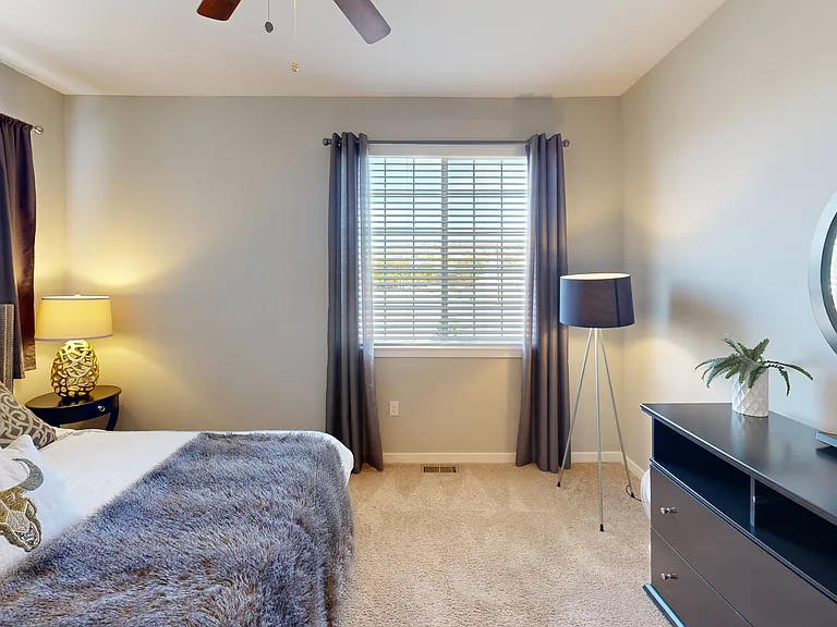 Black Feather Apartment Homes — Photo 10