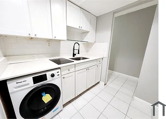 335 SW 20th St #3 — Photo 8