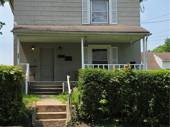 423 5th St, Struthers, OH 44471