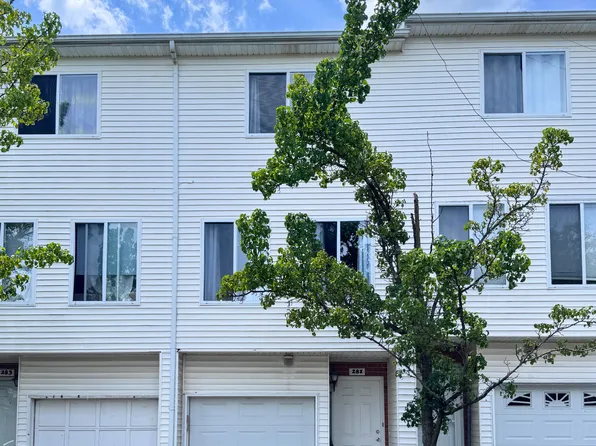 281 Jamie Ln, Staten Island, NY 10312