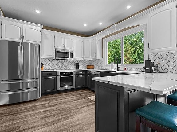2nd image of 5717 NE Coral Dr