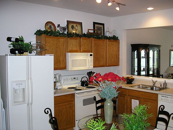 2nd image of 2740 Conch Hollow Dr
