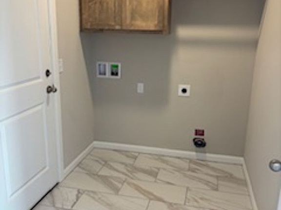 3rd image of 2100 SE 90th St