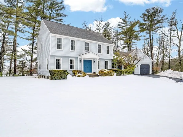 170 Lake Ridge Dr, Taunton, MA 02780