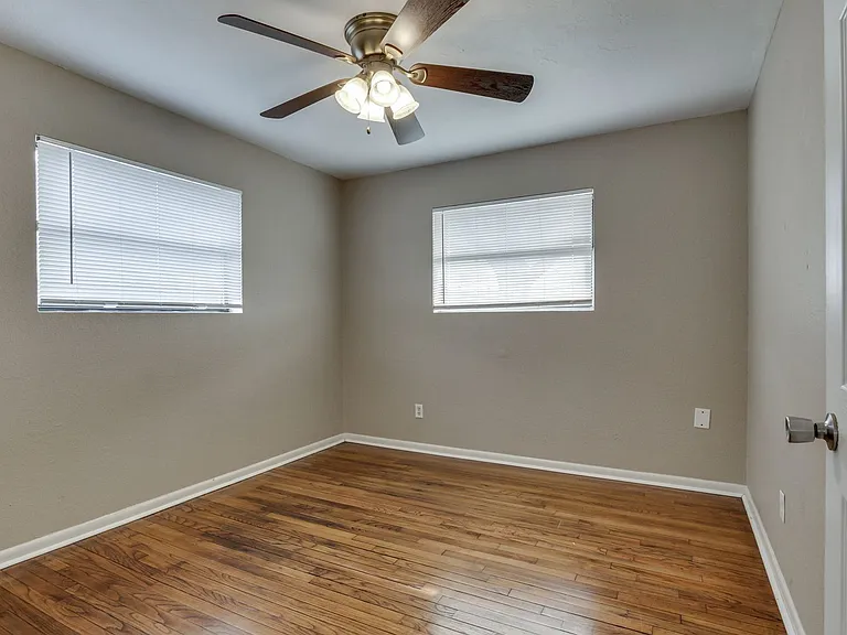 1432 SW 61st Ter — Photo 33