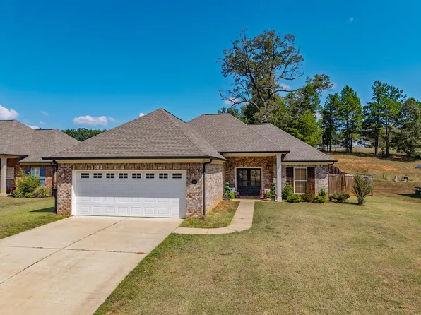 1014 Pebble Creek Dr, Oxford, MS 38655