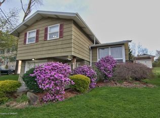 57 Columbia Ave, Dallas, PA 18612