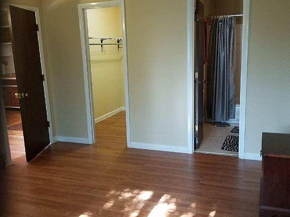5th image of 2134 Fairfax Ave APT D10