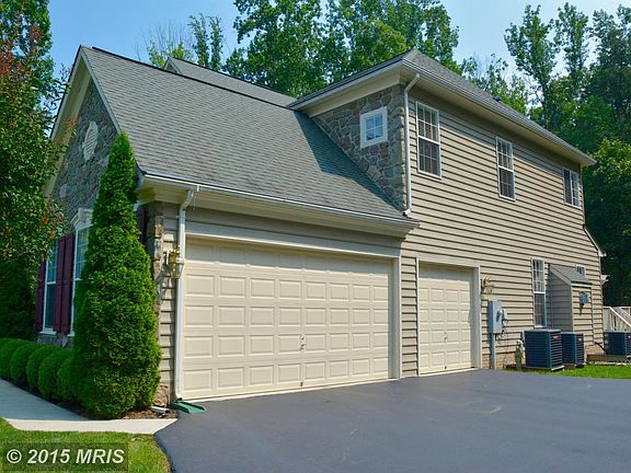 3rd image of 7142 Mercury Ave