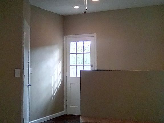 5th image of 9501 Fremont Ave