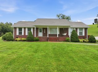 700 Sleepy Hollow Rd, Pulaski, TN 38478