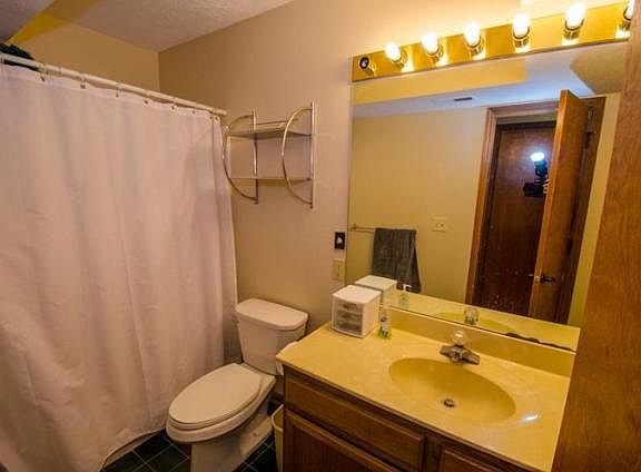 5th image of 1424 N Oak Hill Dr Unit J-6