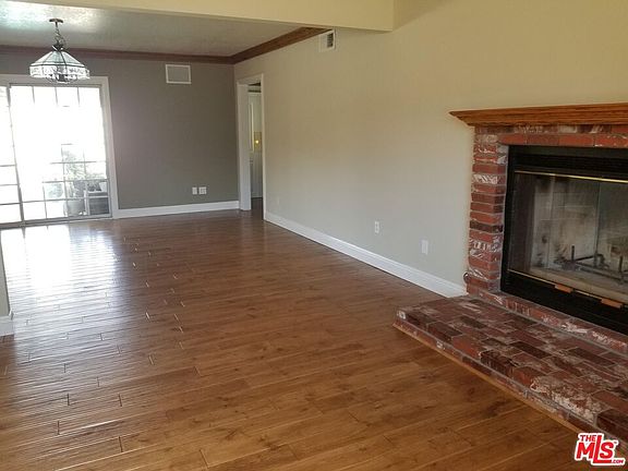 5th image of 3328 Greenville Dr