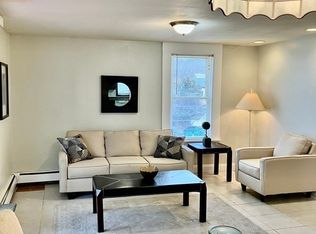 26/28 Vernon Ct, Fitchburg, MA 01420