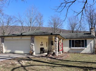 19873 Earnhardt Dr, Three Springs, PA 17264