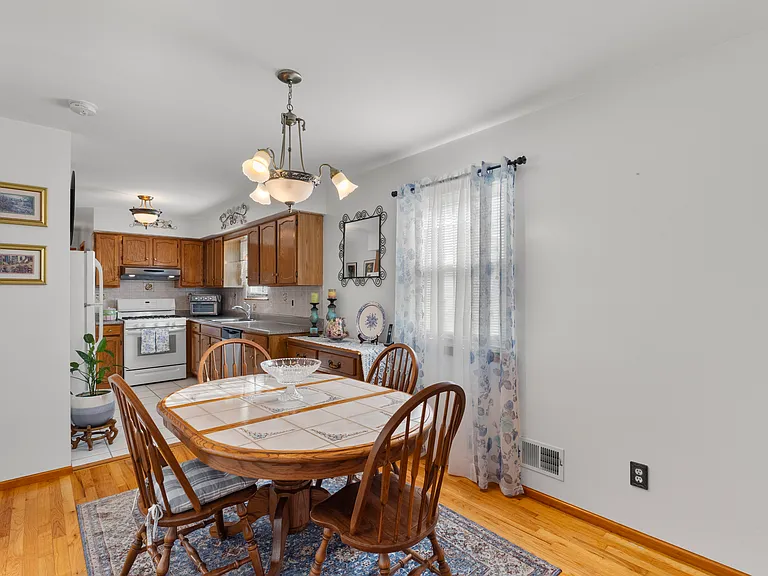 109 Cross St #1 — Photo 10