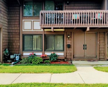 1280 Court E, Hanover Park, IL, 60133