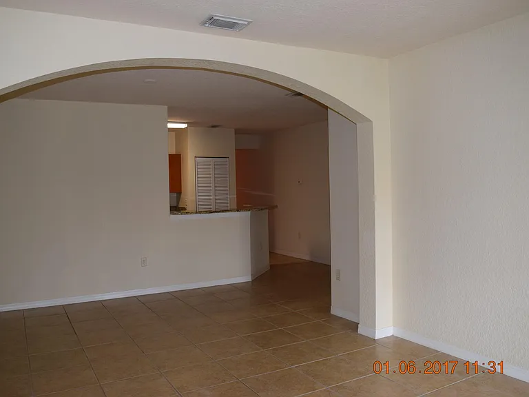 140 SW Peacock Blvd — Photo 3
