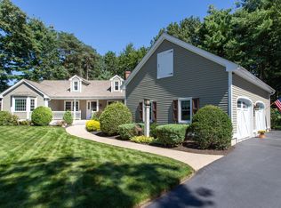 5 Wigwam Cir, Hampton, NH 03842