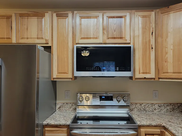 46 Wilson Ave #2 — Photo 4