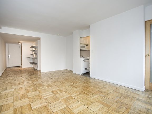 2nd image of 420 E 64th St APT W12b