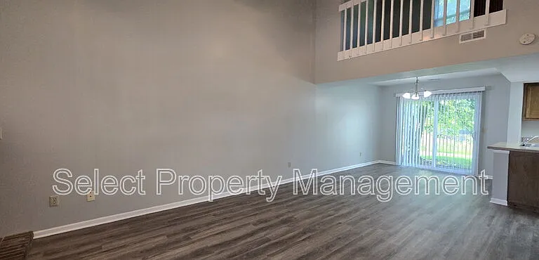 5424 Evard Rd — Photo 2