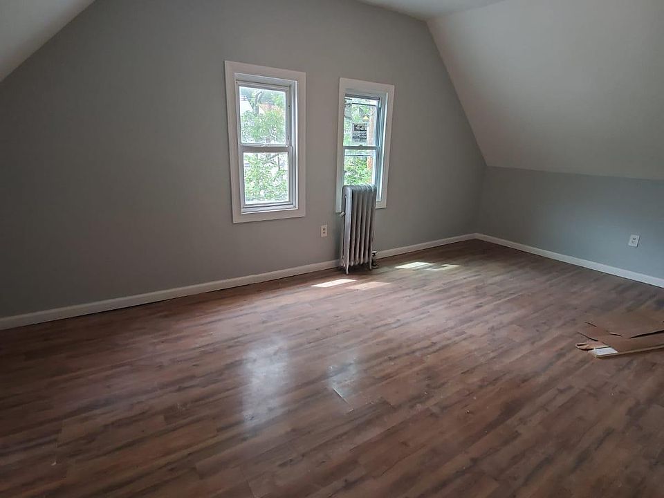1st image of 439 Summer Ave #B1