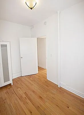 Rented by Jonis Realty | media 18