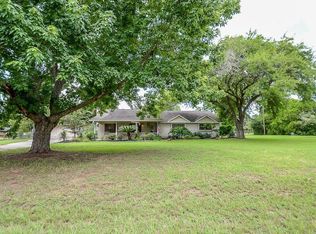18918 Meadow Ln, Tomball, TX 77377
