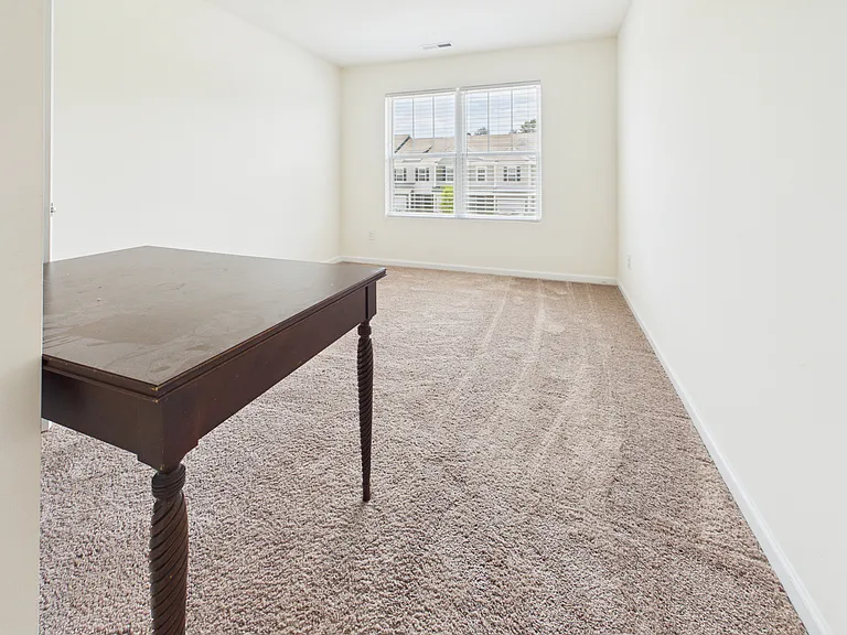2794 Yeager Dr — Photo 14