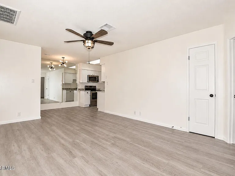 20402 N 6th Dr #6 — Photo 12