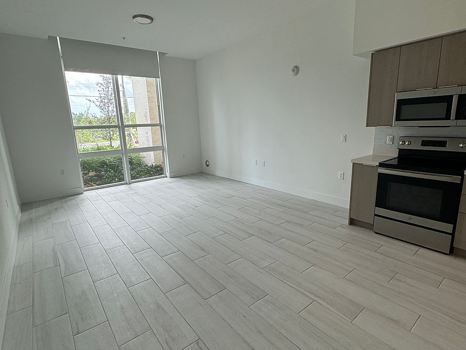 1st image of 603 E Dania Beach Blvd #103